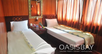 Twin bed - upper floor