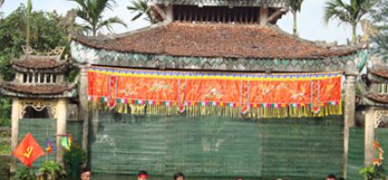 Water puppet show