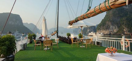 Cruise Sundeck