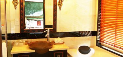 Bathroom Executive cabin