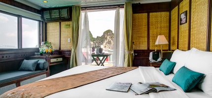 bhaya-cruise-halong-royal-suite
