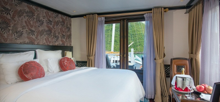 Terrace suite private balcony
