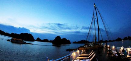Cruise sundeck