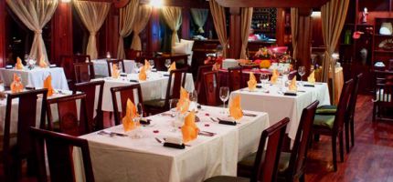Cruise restaurant