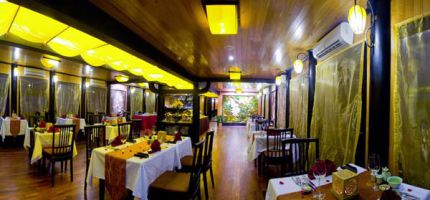 Cruise restaurant