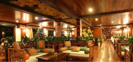 Cruise restaurant