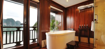 Premium Suite Bathroom