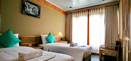 Twin bed ocean View