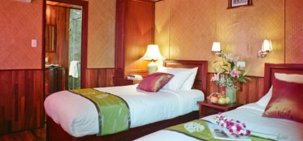Deluxe twin bed