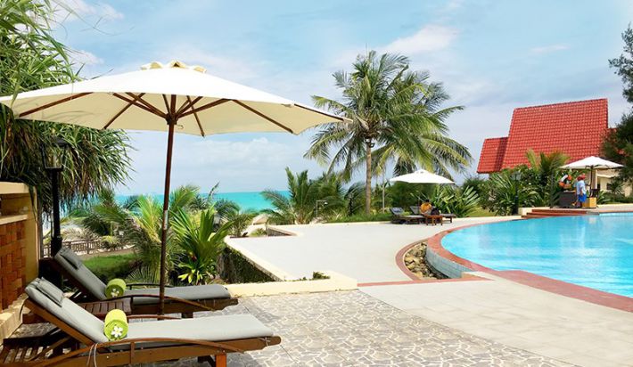 sandy-beach-non-nuoc-resort-da-nang