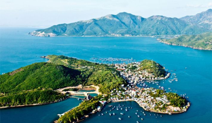 travel-nha-trang-in-vietnam