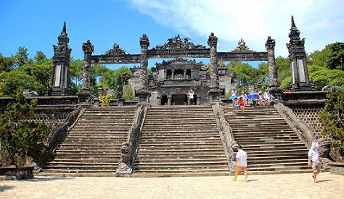 lang-khai-dinh