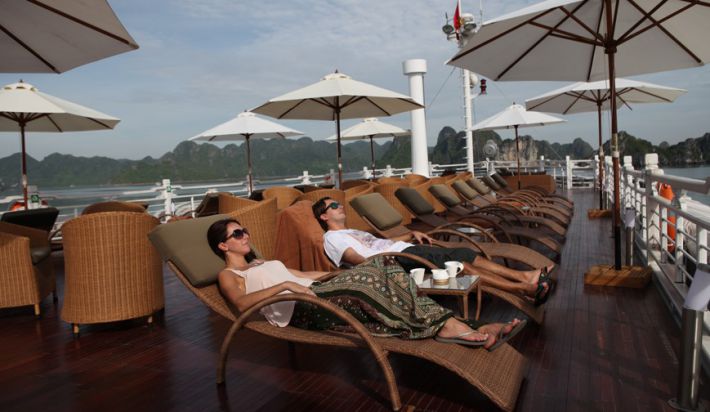 Cruise sundeck