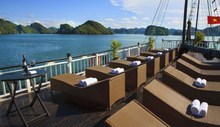Cruise sundeck