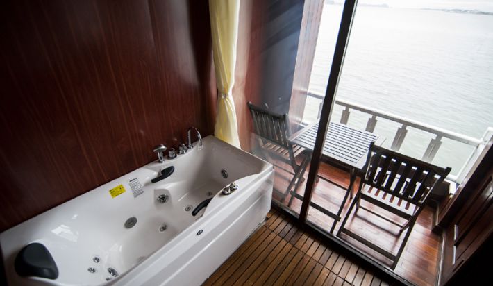 Bathroom Premium Cabin