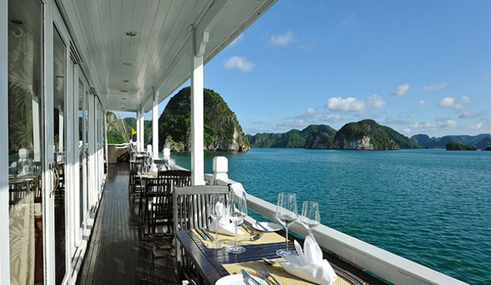 Balcony restaurant