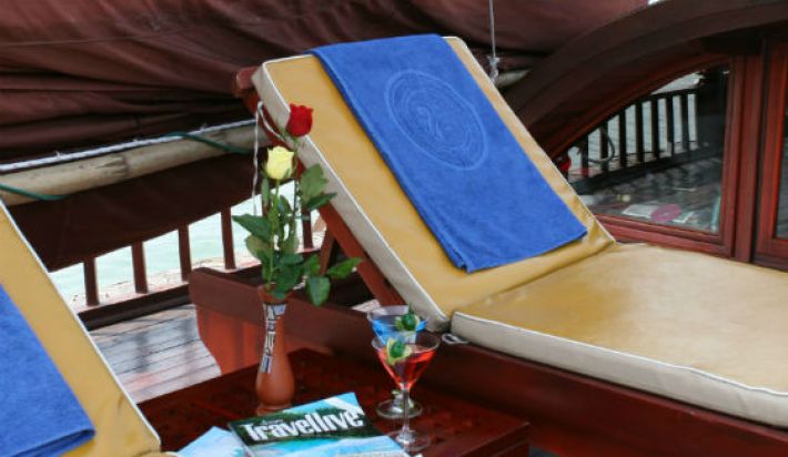 Cruise sundeck