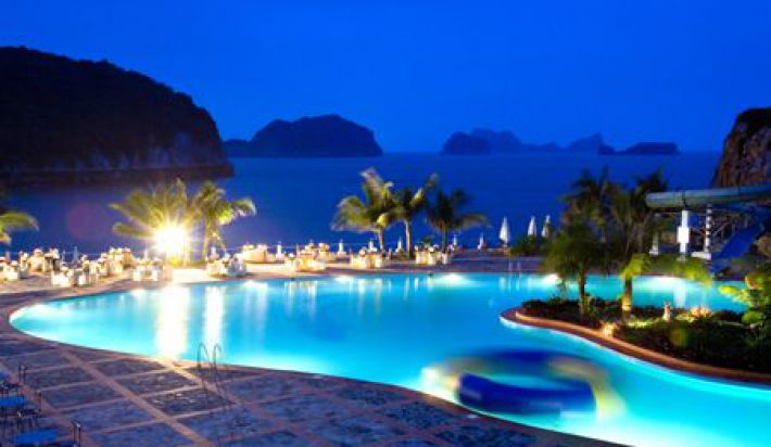 Resort in Cat Ba