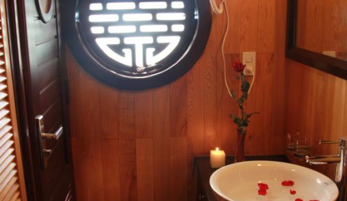 Bathroom Luxury Cabin