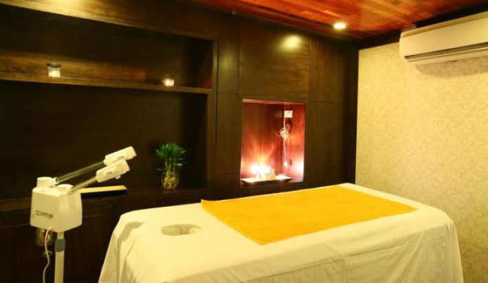 Massage & Spa