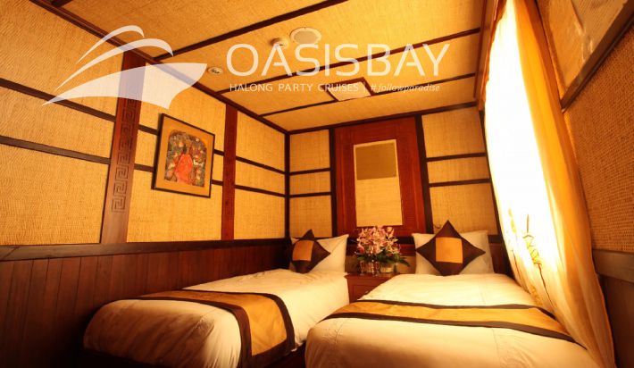 Twin bed cabin