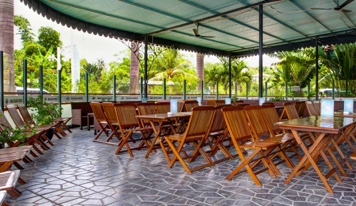 Waiting lounge