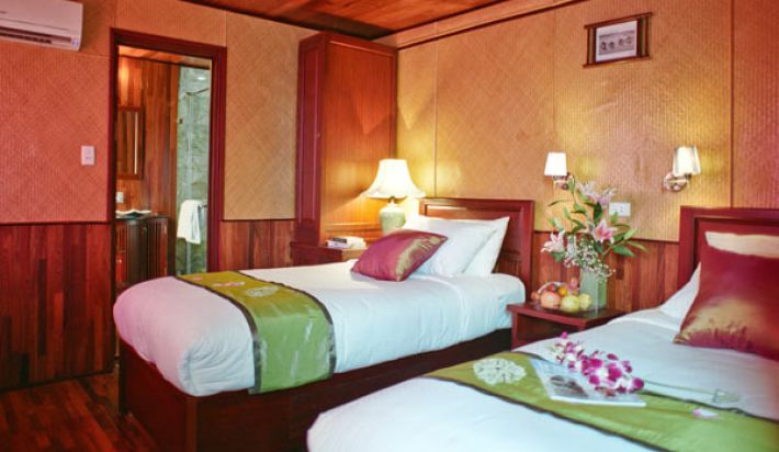 Deluxe twin bed