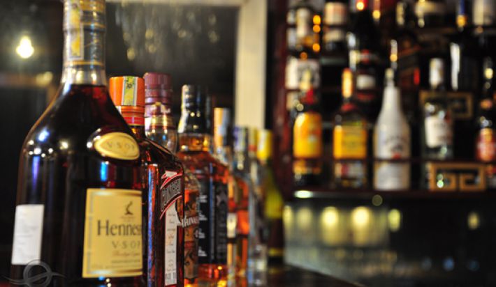 bar